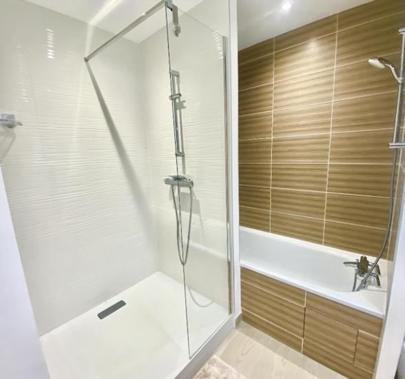 Sublime Appartement 4 Etoiles Neuf T3 Aputeaux 61M2 Proche La Defense, 10M2 De Terrasse Avec Magnifique Vue Esterno foto